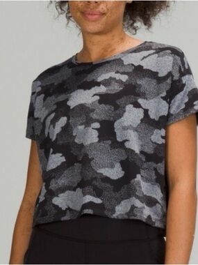 lululemon Cates Short Sleeve Shirt Training Tee